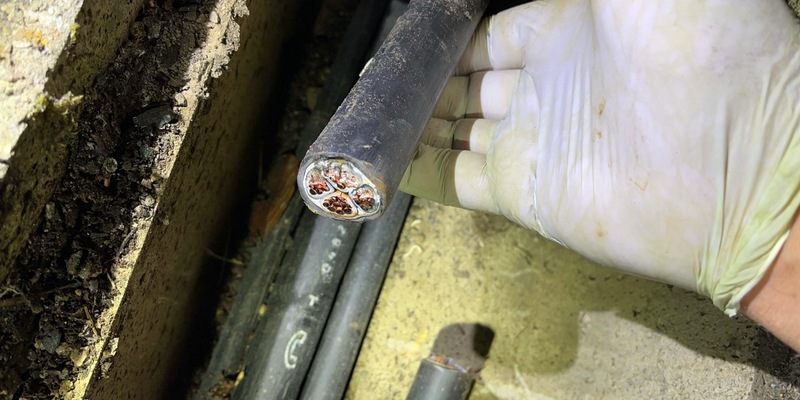 POL-AC: Kupferdiebstahl an Bahngleisen - Tatverdächtige auf frischer Tat er-tappt - Foto: presseportal.de