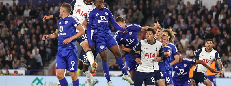 Das Kopfballduell endete für Tottenham-Profi Rodrigo Bentancur mit einem K.o.  - Foto: Mark Cosgrove/News Images via ZUMA Press Wire/dpa