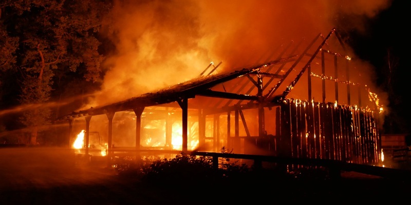 FW Celle: Scheunenbrand in Altencelle - 1. Lagemeldung 3:00 Uhr! - Foto: presseportal.de