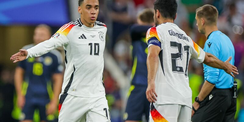Jamal Musiala hat sich bei Ilkay Gündogan nach dessen Rücktritt aus der Nationalmannschaft bedankt. (Archivbild) - Foto: Christian Charisius/dpa