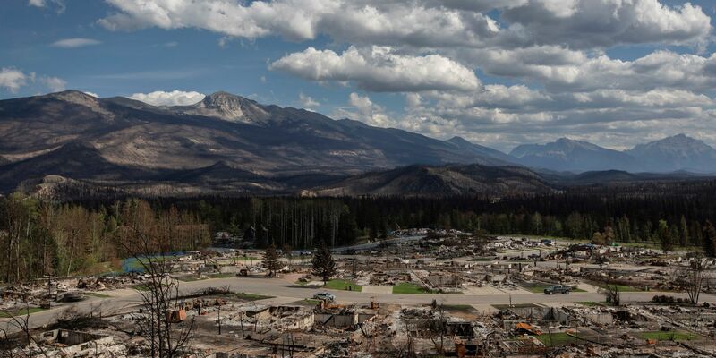 Aufgrund der Waldbrände ist der Jasper-Nationalpark für Besucherinnen und Besucher derzeit geschlossen. - Foto: Amber Bracken/The Canadian Press via AP/dpa