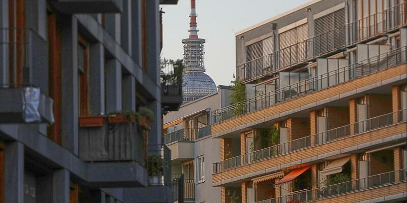 Wohnhäuser mit Berliner Fernsehturm (Archiv) - Foto: über dts Nachrichtenagentur