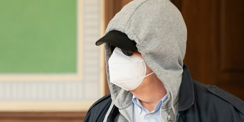 Ein bewaffneter Ex-Soldat verschanzte sich über Stunden in seinem Elternhaus. - Foto: Silas Stein/dpa