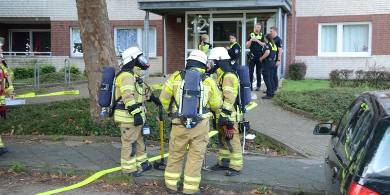 POL-STD: Feuer in Stader Hochhaus - Brand auf Balkon schnell gelöscht - Foto: presseportal.de