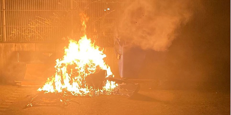 POL-ME: Mehrere Mülltonnen angezündet - die Polizei ermittelt - Hilden - 2408093 - Foto: presseportal.de