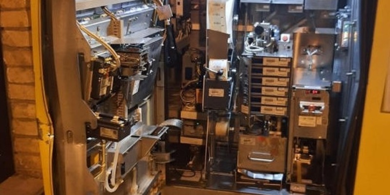 BPOL-HB: Fahrausweisautomat im Bahnhof Bad Bevensen aufgebrochen - Bundespolizei ermittelt - Foto: presseportal.de