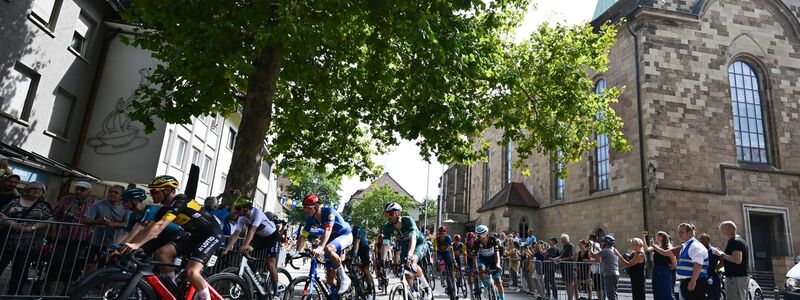 Der Däne Mads Pedersen gewinnt die Deutschland Tour. - Foto: Bernd Weißbrod/dpa