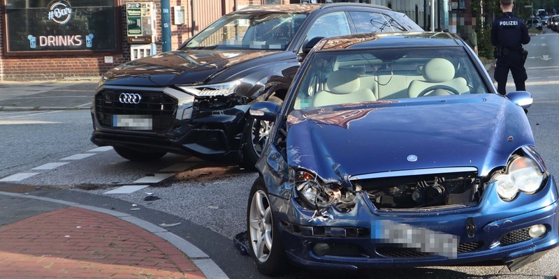 POL-Bremerhaven: Unfall im Berufsverkehr: Autos kollidieren unweit des Bremerhavener Hauptbahnhofs - Foto: presseportal.de