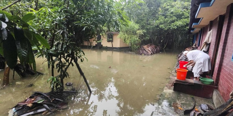 Extreme Überschwemmungen in Bangladesch - 5,7 Millionen Menschen betroffen - Foto: presseportal.de