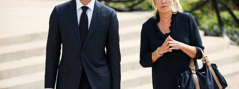 Eine Zusammenarbeit mit Marine Le Pens Rassemblement National schließt Macrons Lager aus. (Archivbild) - Foto: Thomas Padilla/AP/dpa