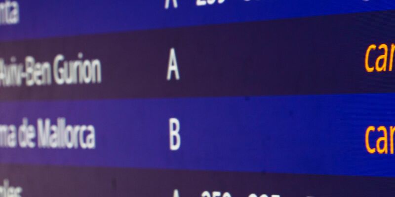 Die Flugbegleiter-Gewerkschaft Ufo rechnet damit, dass Lufthansa mit der Umverteilung von Flügen auf andere Konzerngesellschaften die Auswirkungen des Streiks abmildern wird. - Foto: Andreas Arnold/dpa