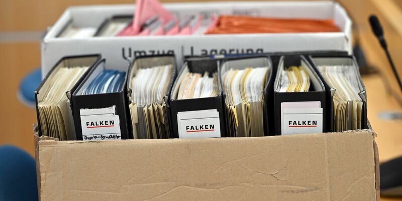 Der Bundesgerichtshof verhandelt zu einem Urteil wegen Rechtsbeugung gegen einen Amtsrichter. (Archivbild) - Foto: Martin Schutt/dpa