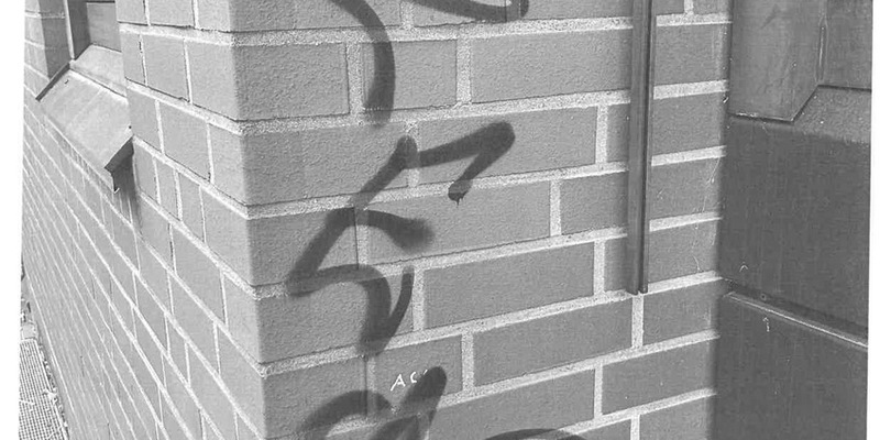 POL-EL: Lingen - Hauswand mit Farbe beschmiert - Foto: presseportal.de