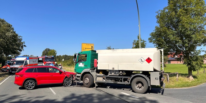 FW-Schermbeck: Unfall auf der Dorstener Straße - Foto: presseportal.de