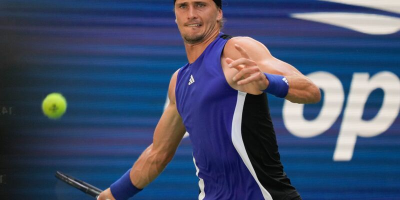 Alexander Zverev gewinnt sein Zweitrundenmatch bei den US Open. - Foto: Julia Nikhinson/AP