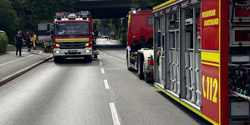 FW-DO: ABC-Einsatz in Dortmund Brackel sorgt für Straßensperrung - Foto: presseportal.de