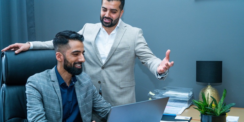 B2B-Kaltakquise - Sani Nagpal und Vensen Mehra von der ProfitSale GmbH verraten, welche Fehler zum Misserfolg führen - Foto: presseportal.de