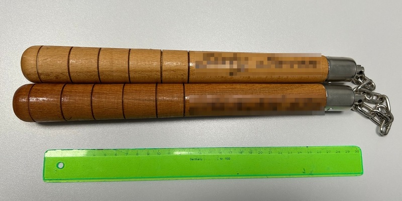 HZA-IZ: Zoll beschlagnahmt Würgeholz am Flughafen Hamburg / Am Flughafen Hamburg hat der Zoll bei einem Reisenden ein Würgeholz aus dem Verkehr gezogen - Foto: presseportal.de