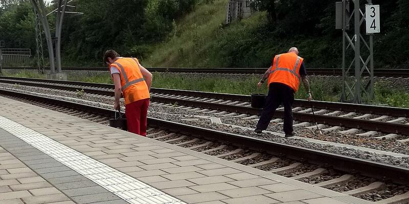 Gleisreinigung (Archiv) - Foto: über dts Nachrichtenagentur