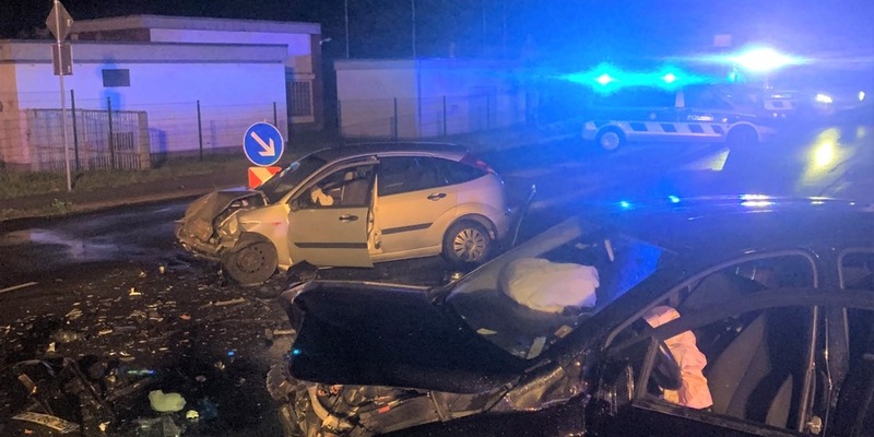 POL-AC: Frontalzusammenstoß - vier Verletzte bei Verkehrsunfall - Foto: presseportal.de