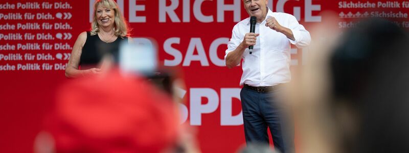 Kanzler Olaf Scholz und seine SPD müssen in Sachsen um den Einzug in den Landtag bangen - Foto: Hendrik Schmidt/dpa