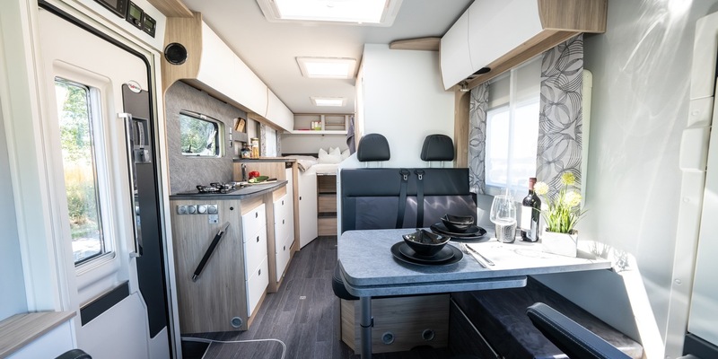 Neu: Integrierter FRANKIA NEO BLACK LINE - live auf dem Caravan Salon - Foto: presseportal.de
