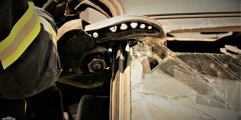 FW Frankenthal: Drei Verletzte bei Verkehrsunfall auf der L 523 zwischen Frankenthal und Bobenheim-Roxheim - Foto: presseportal.de