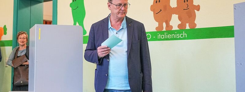 Bodo Ramelow muss bei der Wahl in Thüringen zittern. - Foto: Michael Kappeler/dpa