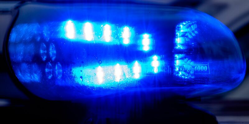 Die Polizei fand die mutmaßlichen Diebe ganz in der Nähe des Tatorts. (Symbolbild) - Foto: Klaus-Dietmar Gabbert/dpa