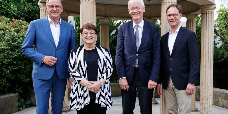 Nach 33 Jahren im DRV: Geschäftsführer Dr. Thomas Memmert geht in Ruhestand / Er ist auf dem europäischen Parkett eine Institution - Foto: presseportal.de