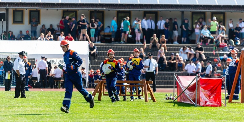 Feuerwehr MTK: Spannende Wettkämpfe: Feuerwehr Eddersheim und Jugendfeuerwehr Hattersheim bei Hessischer Feuerwehrleistungsübung und Bundeswettbewerb - Foto: presseportal.de