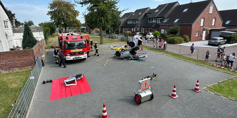 FFW Schwalmtal: Rückblick auf den Tag der offenen Tür des Löschzugs Amern 2024 - Foto: presseportal.de