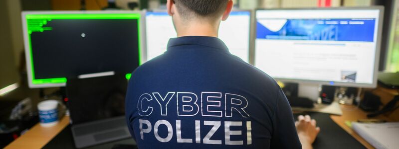 Gegen Hetze im digitalen Raum soll Opfern ein Vorgehen gegen anonyme Accounts ermöglicht werden. - Foto: Julian Stratenschulte/dpa