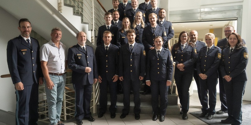 POL-MFR: (927) Das Polizeipräsidium Mittelfranken begrüßt seine neuen Beamtinnen und Beamten - Foto: presseportal.de