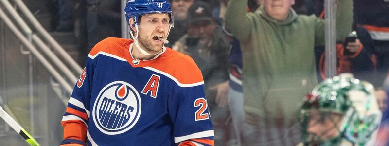 Leon Draisaitl hat seinen NHL-Vertrag in Edmonton verlängert. - Foto: JASON FRANSON/The Canadian Press/AP/dpa