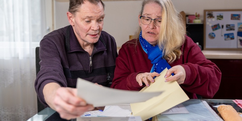 Weltalphabetisierungstag 8. September: BMBF-Kampagne sensibilisiert mit Geld-Themen für die Relevanz von Lese- und Schreibkompetenzen - Foto: presseportal.de