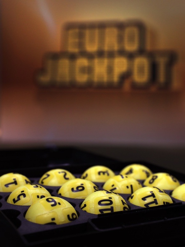 Znów pęknięty / Eurojackpot w wysokości 10 milionów euro trafia do Polski