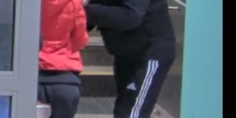 POL-F: 240904 - 0870 Frankfurt - Innenstadt: Fahndungsaufruf nach gefährlicher Körperverletzung - Foto: presseportal.de