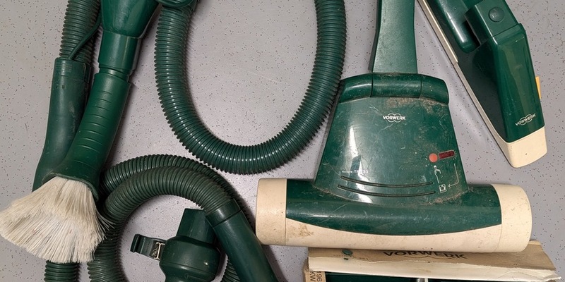 LPI-EF: Wer vermisst seine Staubsaugerteile? - Foto: presseportal.de