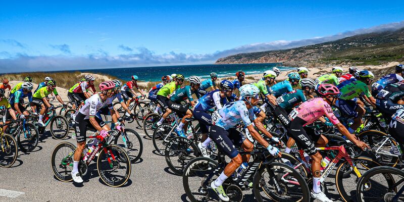 Auf der 17. Etappe holt der Australier Kaden Groves seinen dritten Tageserfolg bei der 79. Vuelta (Archiv). - Foto: Miguel Reis/SOPA Images via ZUMA Press Wire/dpa