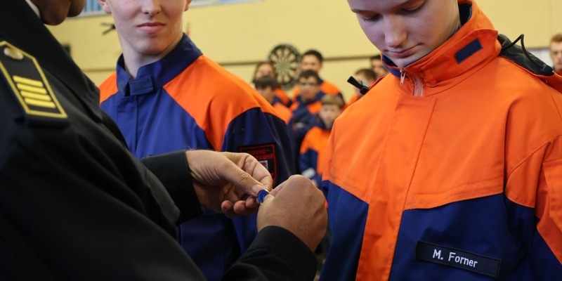 FW-LEV: Ehrungen und Führungswechsel bei der Jugendfeuerwehr - Feierliche Verabschiedung von Stadtjugendfeuerwehrwartin Ronja Jakobi - Foto: presseportal.de