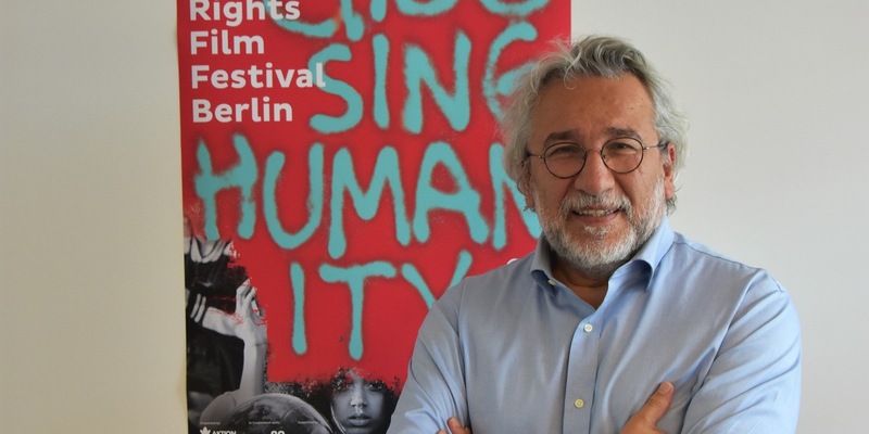 Can Dündar ist Schirmherr des Human Rights Film Festival Berlin 2024 / Democracy Noir von Connie Field eröffnet das Festival am 4. Oktober - Foto: presseportal.de
