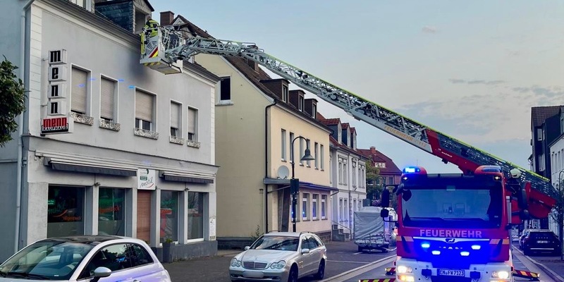 FW-EN: Rettungsdienst wurde mit Drehleiter unterstützt - Foto: presseportal.de