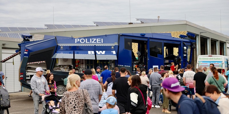 POL-MA: Mannheim: Großer Andrang beim Tag der offenen Tür des Polizeipräsidiums Mannheim - Foto: presseportal.de