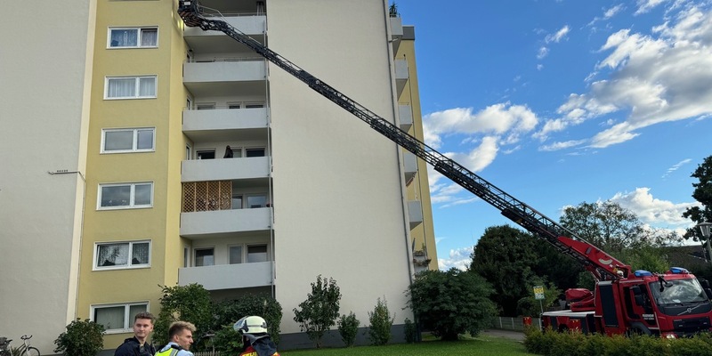 FW Düren: Einsätze im Minutentakt: Drei Brände zeitgleich erfolgreich bekämpft - Foto: presseportal.de