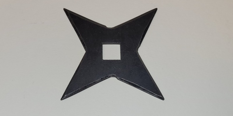 BPOL-HH: (FOTO) Bundespolizei am Hamburg Airport: verbotener Wurfstern führt zur Strafanzeige - Foto: presseportal.de