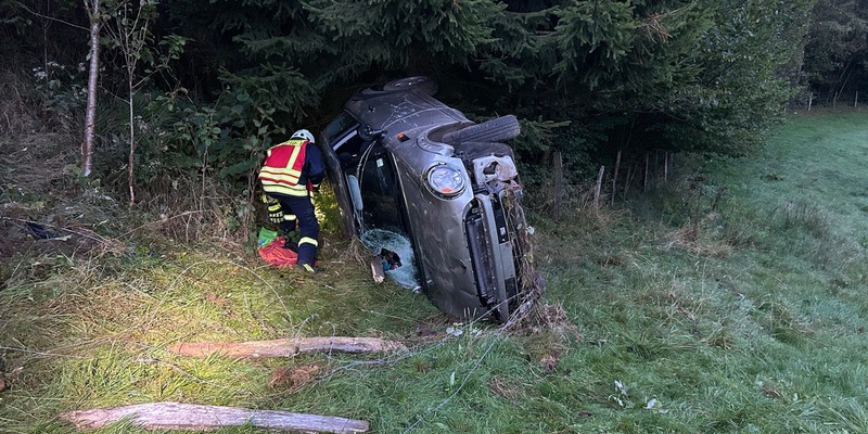 FW-OE: Verkehrsunfall in den frühen Morgenstunden - Foto: presseportal.de