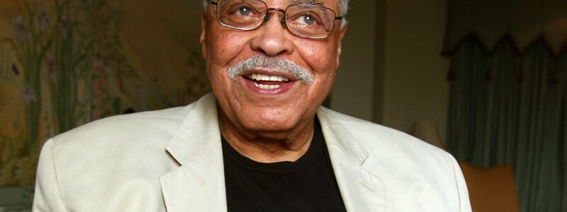 James Earl Jones war für seine tiefe Stimme bekannt. (Archivbild) - Foto: Rick Rycroft/AP/dpa