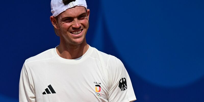 Maximilian Marterer bringt das deutsche Tennis-Team gegen Israel in Führung. - Foto: Sina Schuldt/dpa