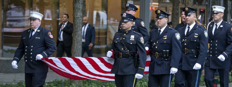 Jedes Jahr wird am Ground Zero in New York der Opfer gedacht. - Foto: Vanessa Carvalho/ZUMA Press Wire/dpa